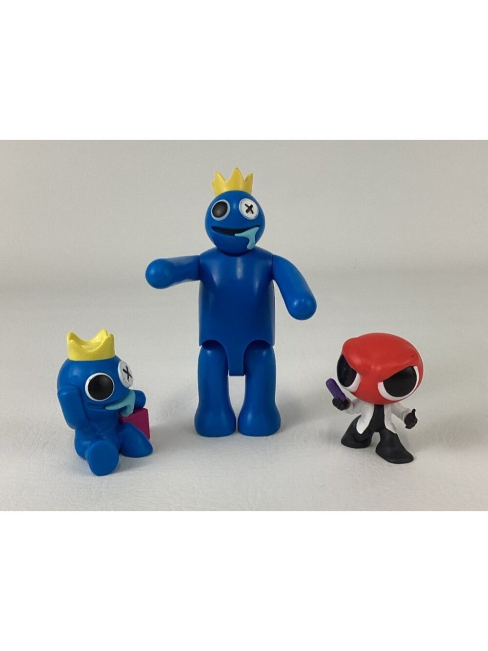 Phatmojo Roblox Rainbow Friends Blue and Red Miniature Toy Figures Topper Lot